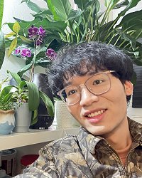 Weilong He
